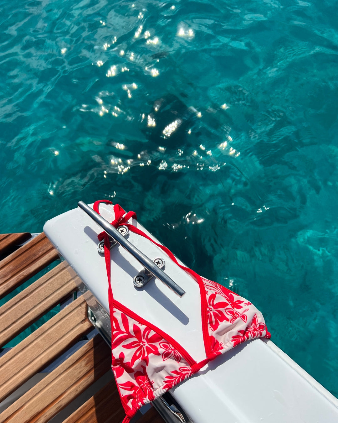 Tropicana - Scarlet Top